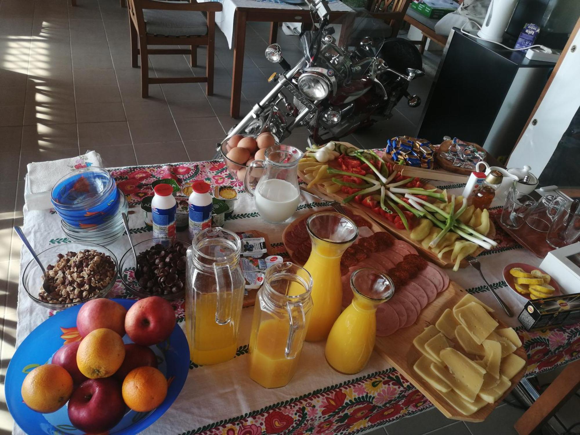 Jurta Hotel Balatongyoeroek Екстериор снимка